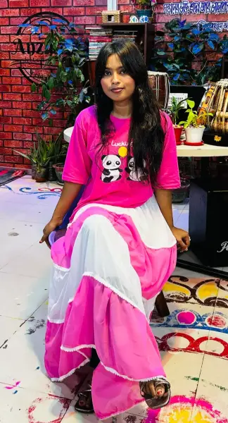 পান্ডা প্রিন্ট টি-শার্ট ও গোলাপি টিউল স্কার্ট সেট