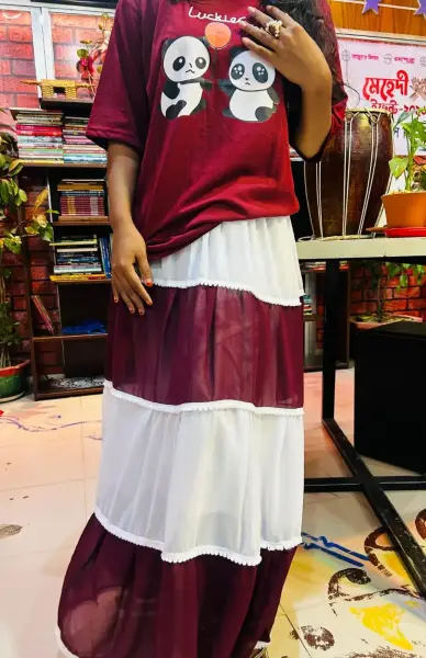 মেরুন-সাদা লেয়ারড স্কার্ট সেট
